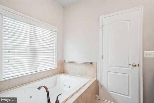 20763 CRESCENT POINTE PL, Ashburn, VA 20147