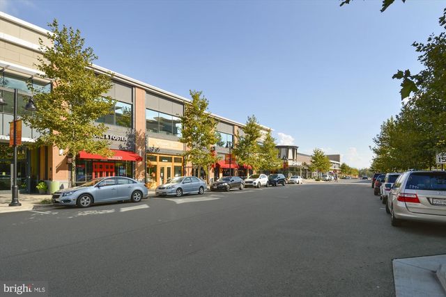 20763 CRESCENT POINTE PL, Ashburn, VA 20147