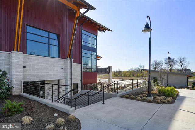 20763 CRESCENT POINTE PL, Ashburn, VA 20147