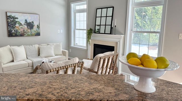 20763 CRESCENT POINTE PL, Ashburn, VA 20147