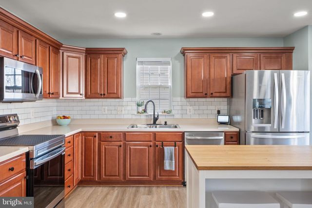 11909 MOLLY PITCHER CIR, Manassas, VA 20109