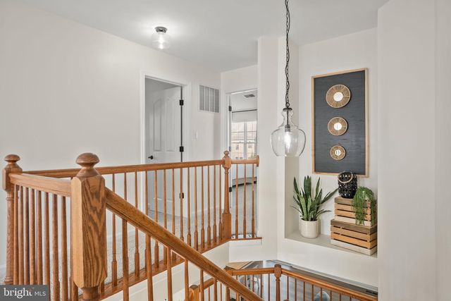 11909 MOLLY PITCHER CIR, Manassas, VA 20109