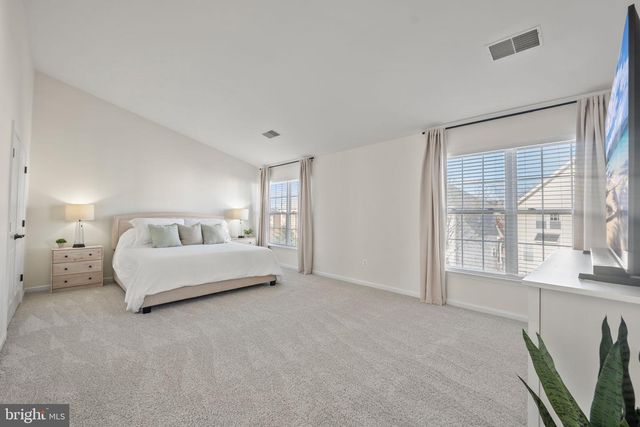 11909 MOLLY PITCHER CIR, Manassas, VA 20109