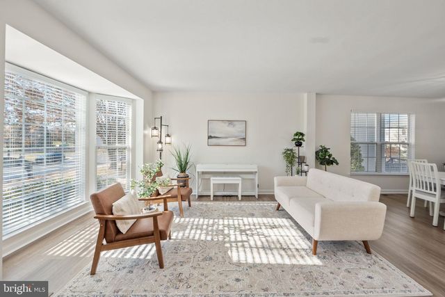 11909 MOLLY PITCHER CIR, Manassas, VA 20109