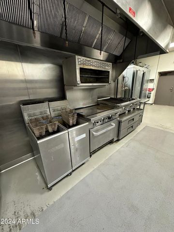 108 E SECOND Street, Winslow, AZ 86047