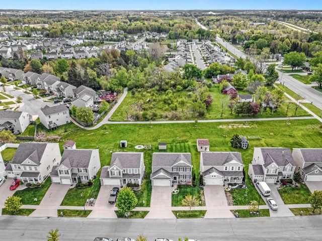 5954 Sable RIdge Drive SE, Kentwood, MI 49508