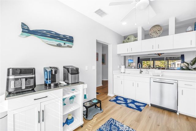 11351 SHIPWATCH LANE 1843, Largo, FL 33774