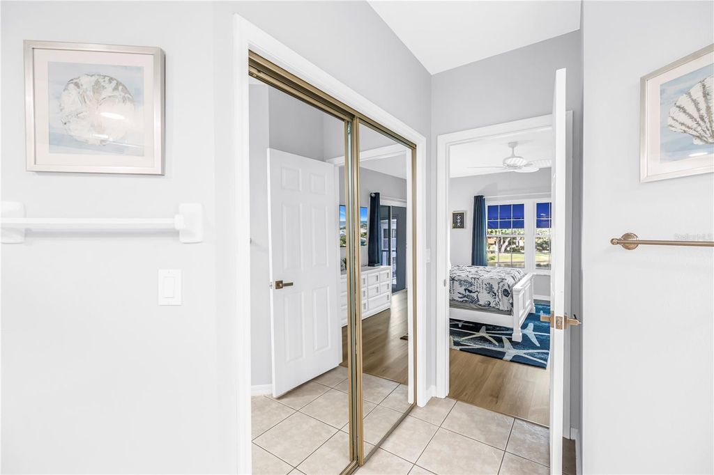 Image 23 of property listing at 11351 SHIPWATCH LANE 1843, Largo, FL 33774