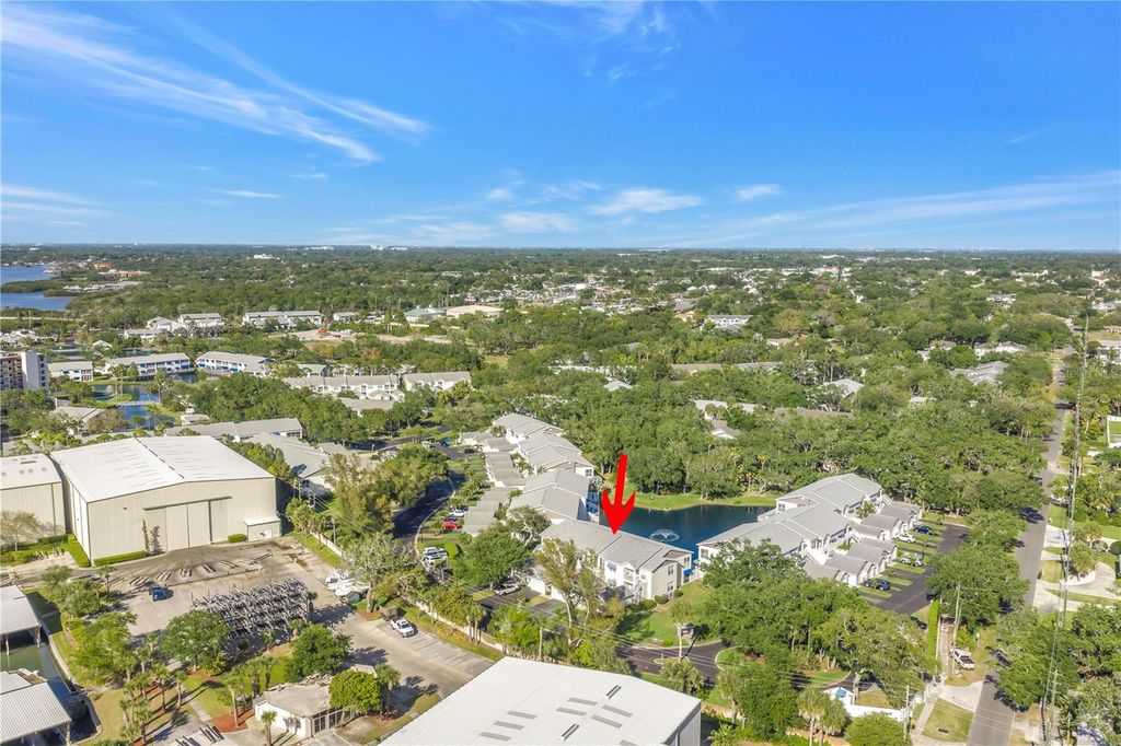 Image 32 of property listing at 11351 SHIPWATCH LANE 1843, Largo, FL 33774