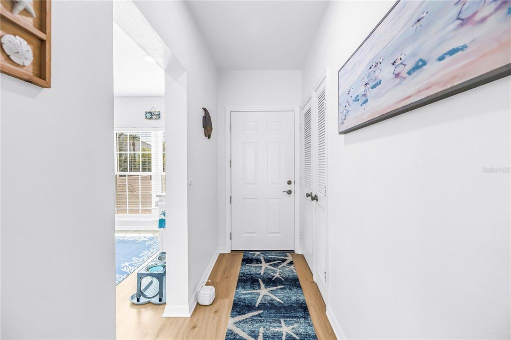 Image 39 of property listing at 11351 SHIPWATCH LANE 1843, Largo, FL 33774