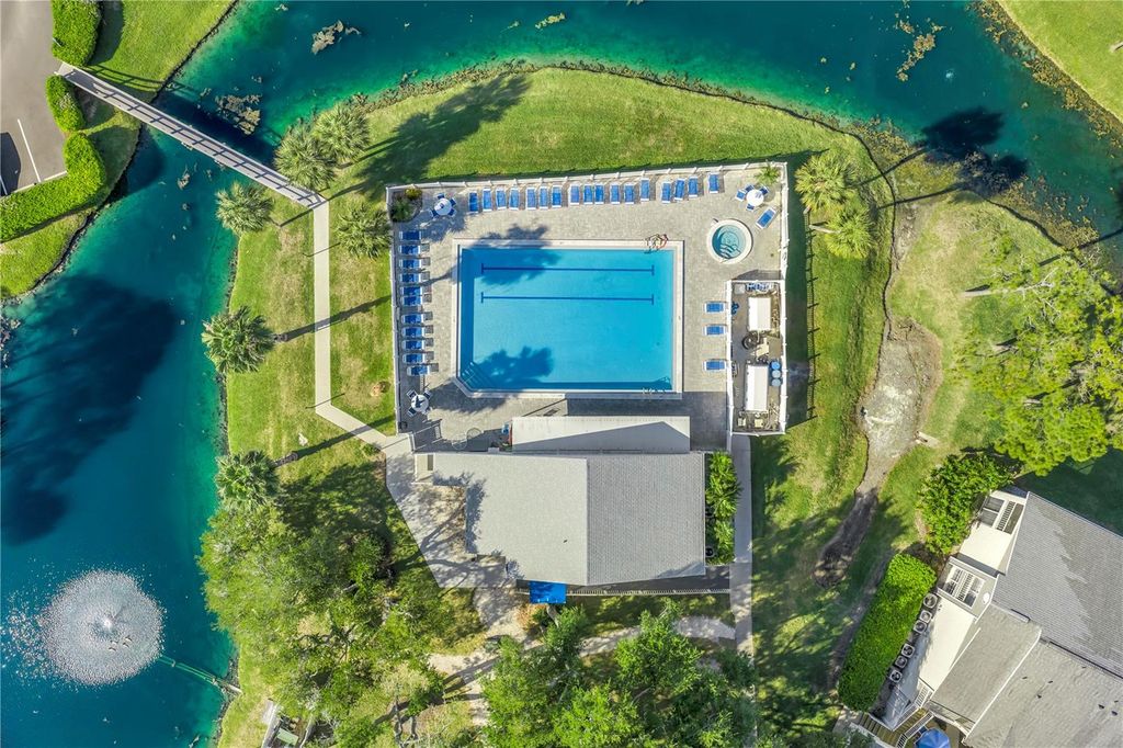 Image 49 of property listing at 11351 SHIPWATCH LANE 1843, Largo, FL 33774