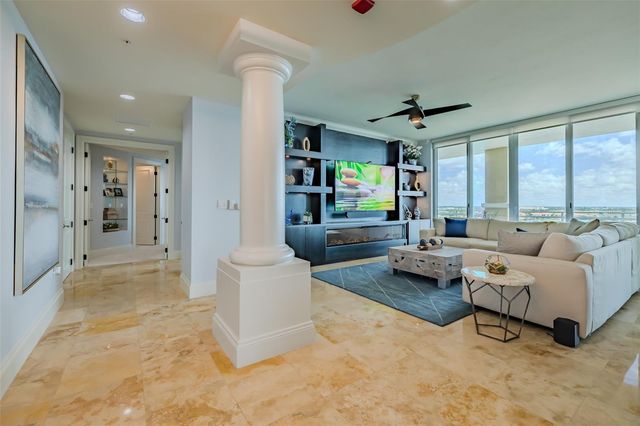 130 RIVIERA DUNES WAY 802, Palmetto, FL 34221