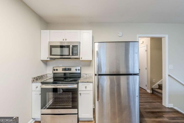 2202 Troutdale Drive, Decatur, GA 30032