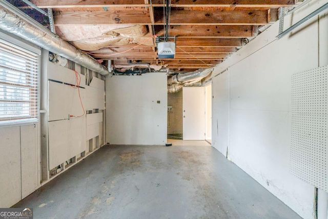 2202 Troutdale Drive, Decatur, GA 30032