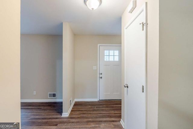 2202 Troutdale Drive, Decatur, GA 30032