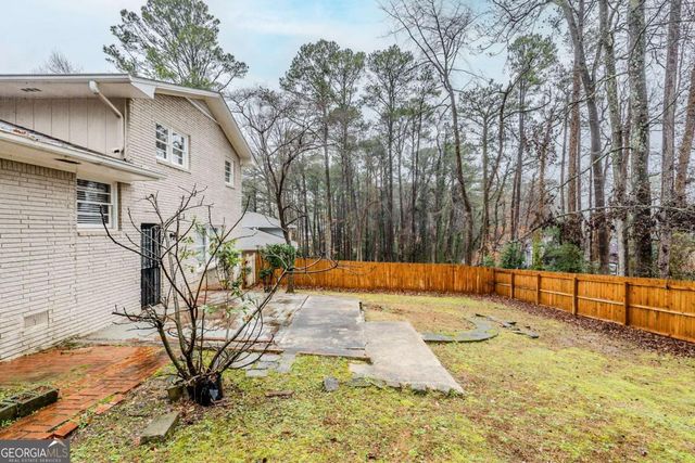 2202 Troutdale Drive, Decatur, GA 30032