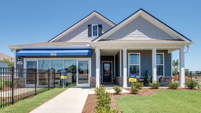 2207 Quinn Drive, White House, TN 37188