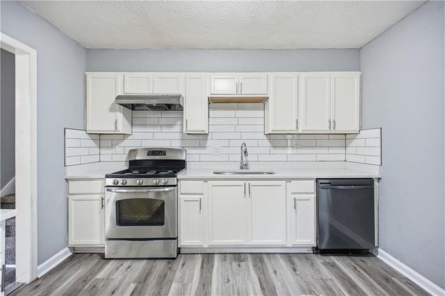 2857 Cherokee Cove, Stone Mountain, GA 30087