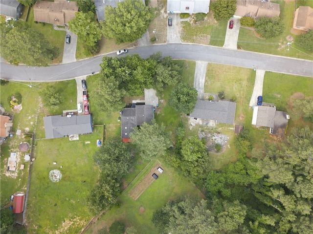 2857 Cherokee Cove, Stone Mountain, GA 30087