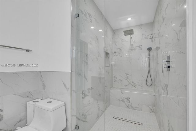 851 SW 49th Terrace 1, Margate, FL 33068