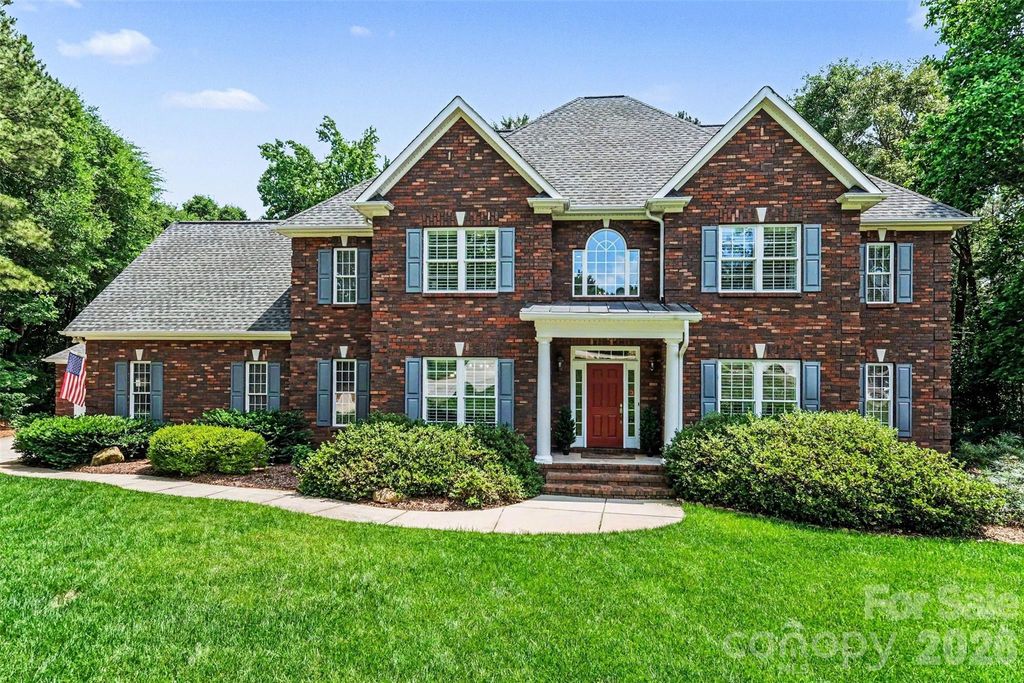 1233 Silver Arrow Court, Fort Mill, SC 29715
