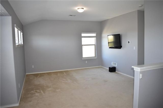 108 Quarry LN, Liberty Hill, TX 78642