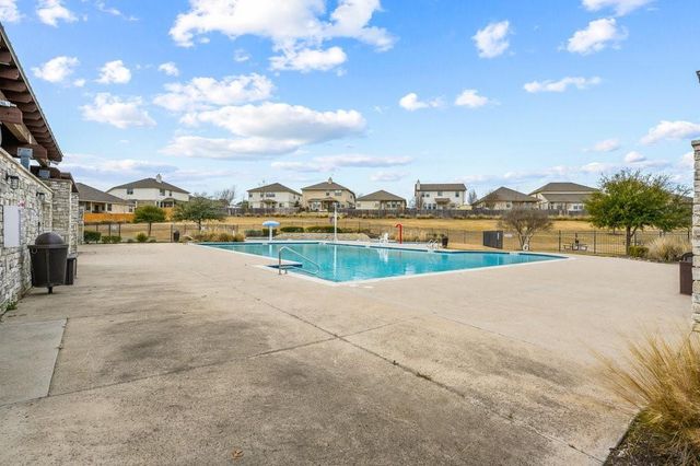 108 Quarry LN, Liberty Hill, TX 78642