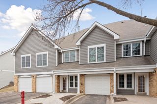 5970 Chasewood Parkway 201, Hopkins, MN 55343