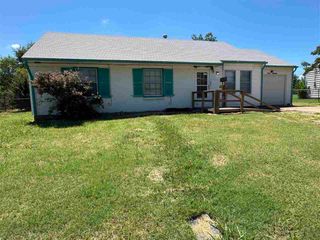 2414 NW 30th St, Lawton, OK 73505