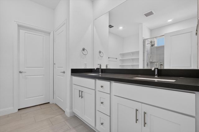 1301 Espada Street, Fort Worth, TX 76052