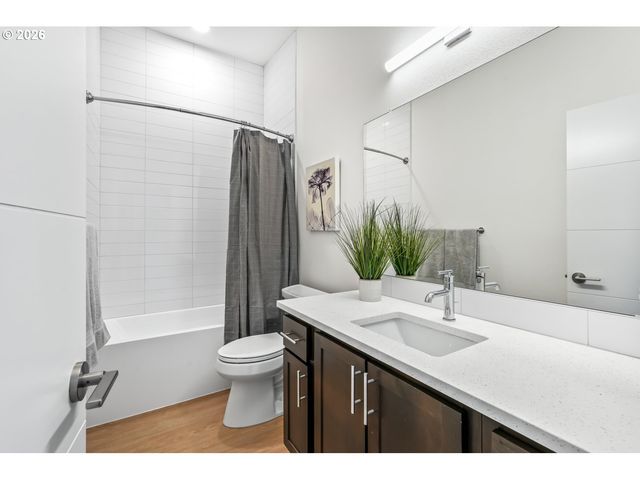 5042 Ne FREMONT St, Portland, OR 97213