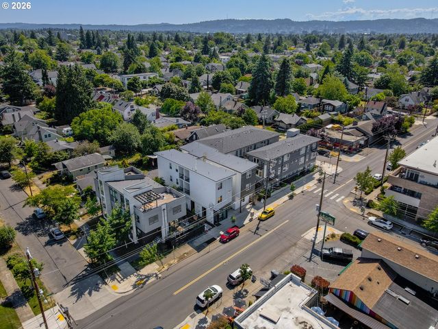 5042 Ne FREMONT St, Portland, OR 97213