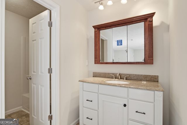 310 Derby Drive, Fayetteville, GA 30215