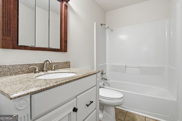 310 Derby Drive, Fayetteville, GA 30215