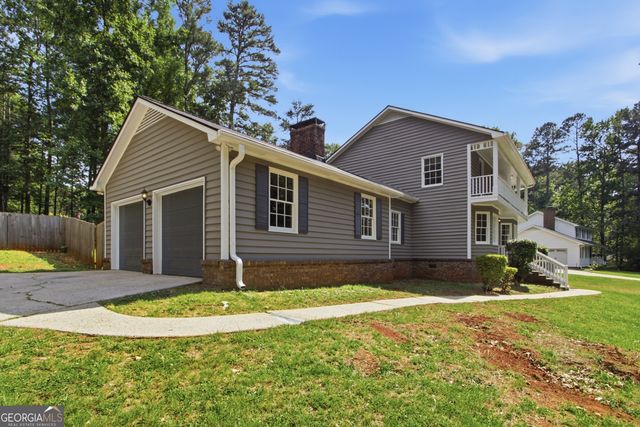 310 Derby Drive, Fayetteville, GA 30215