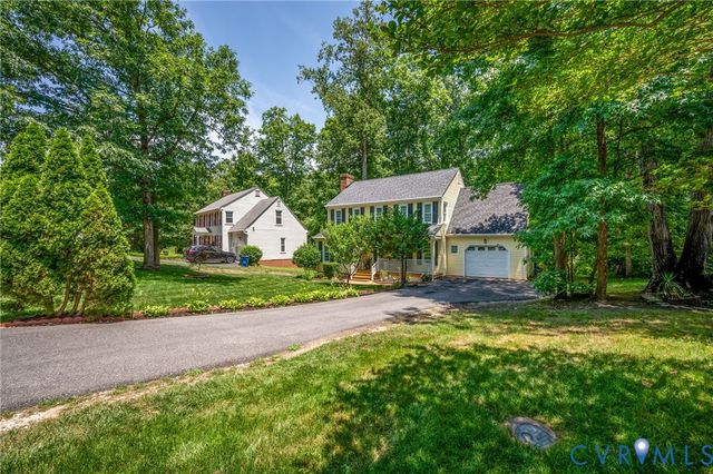 4820 Cedar Cliff Rd, Chester, VA 23831