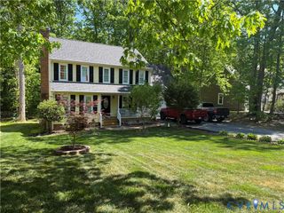 4820 Cedar Cliff Rd, Chester, VA 23831
