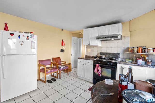 202-204 James Street, Bridgeport, CT 06604