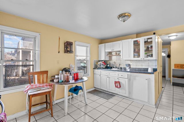 202-204 James Street, Bridgeport, CT 06604