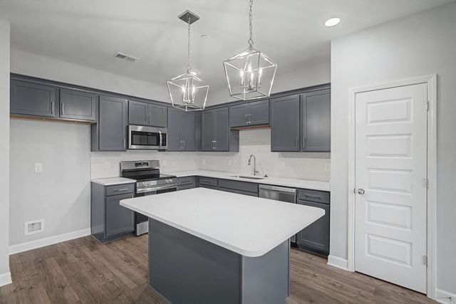 462 Bishop Blvd, Gallatin, TN 37066