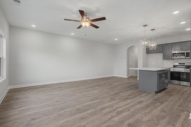 462 Bishop Blvd, Gallatin, TN 37066