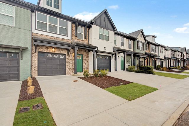 462 Bishop Blvd, Gallatin, TN 37066