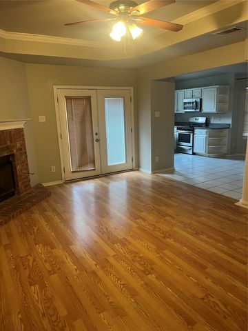 206 Linda Street, Aubrey, TX 76227