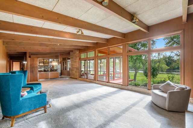 2802 Cottage Row Road, Cedar Falls, IA 50613