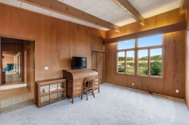 2802 Cottage Row Road, Cedar Falls, IA 50613