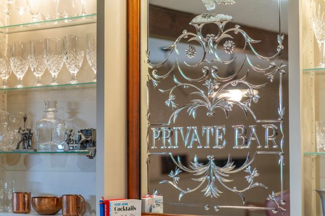 2802 Cottage Row Road, Cedar Falls, IA 50613