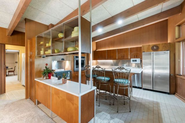 2802 Cottage Row Road, Cedar Falls, IA 50613