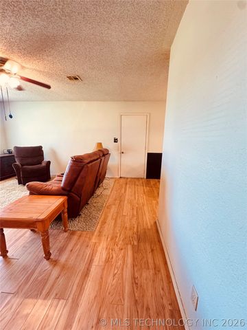 108612 S 4100 Road, Checotah, OK 74426