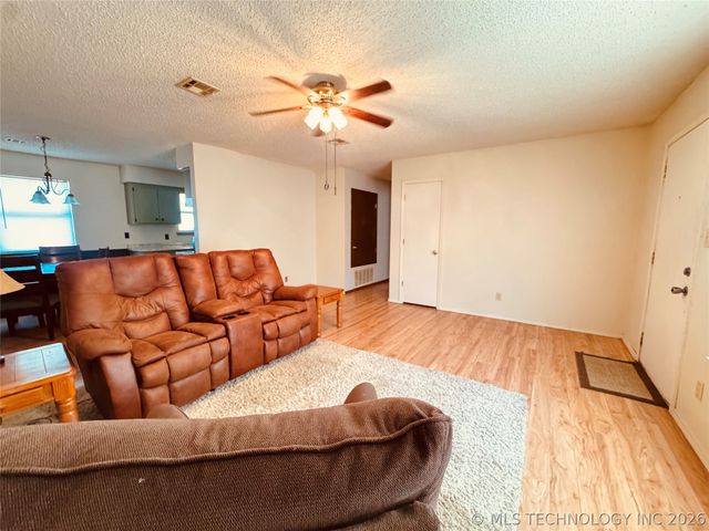 108612 S 4100 Road, Checotah, OK 74426