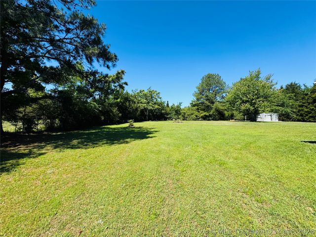 108612 S 4100 Road, Checotah, OK 74426